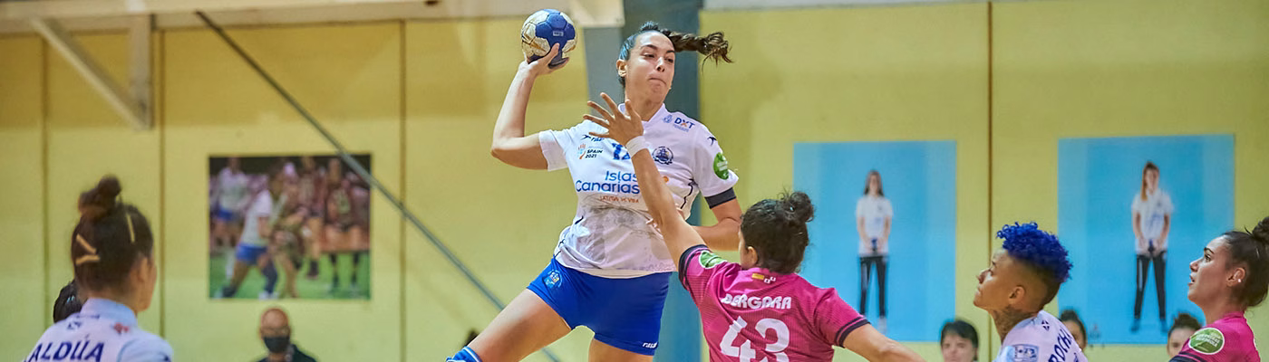 foto 1142607 203973 a2annhky3v salud tenerife   aula valladolid jornada 8 liga guerreras iberdrola 061 28