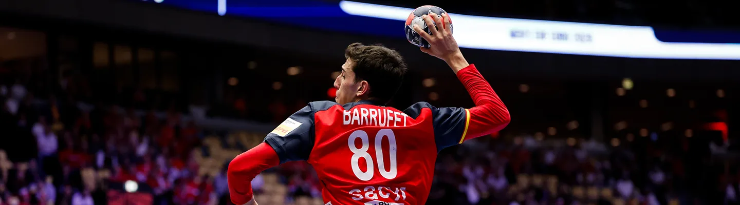 Euro26 Spain vs France ER12403 JE.JPG