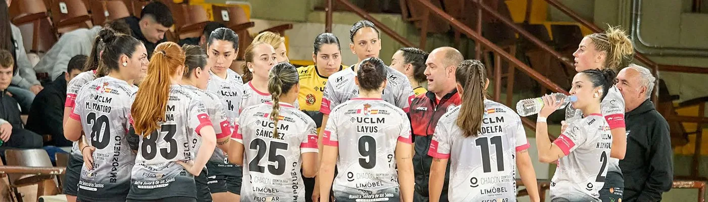 imgi 18 El Balonmano Pozuelo de Calatrava compite bajo la marca de Turismo Castilla La Mancha 1