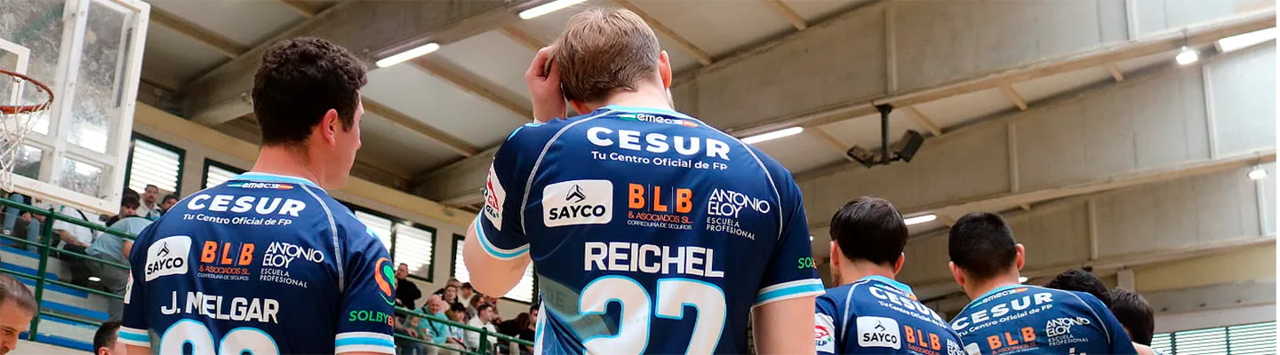 imgi 2 TROPS EN UN PARTIDO