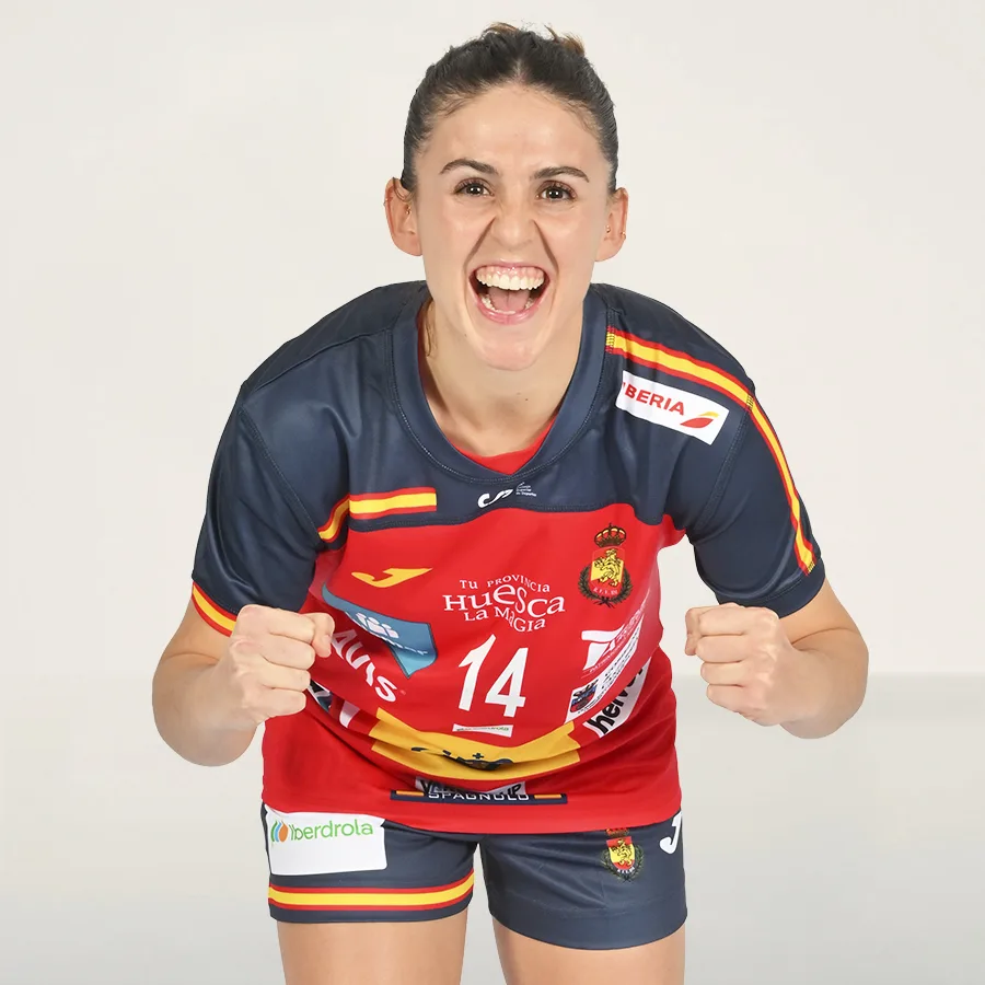 Roja fem 4